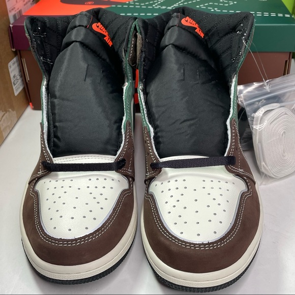 Air Jordan 1 High Retro OG Mens Size 10 Basketball Sneakers Nike Hand Crafted - Picture 3 of 11